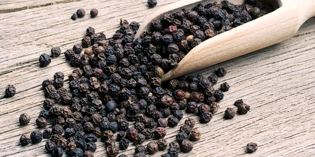 BLACK-PEPPER.jpg